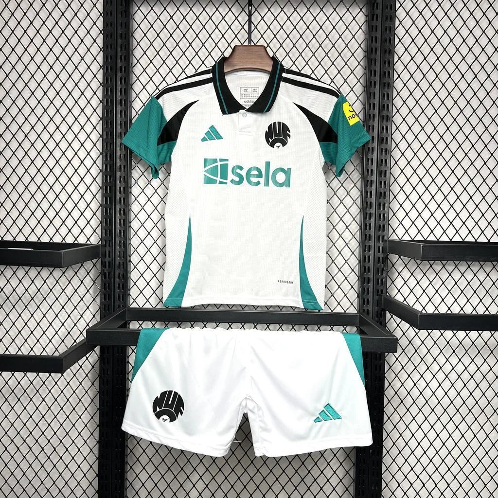 Kit Enfant Newcastle 2024-25
