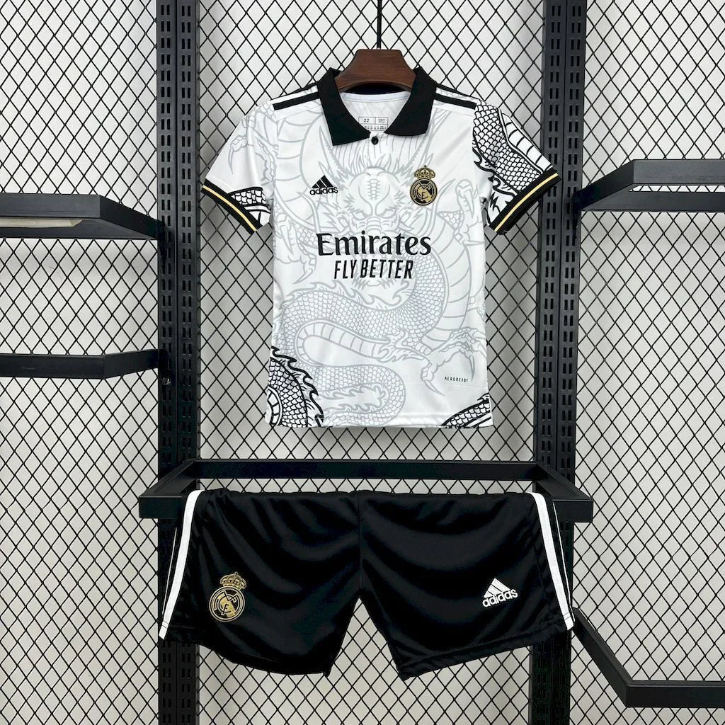 Kit Enfant Real Madrid concept 2022-23
