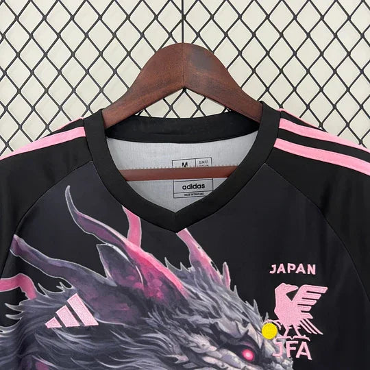 Maillot Japon saison 2023-2024 édition spéciale dragon noir et rose